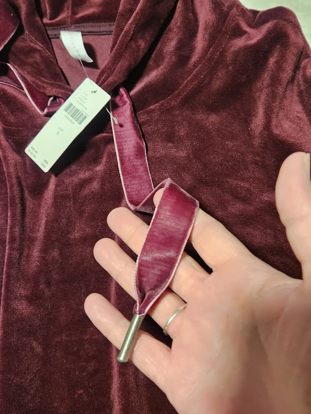 NWT Anthropologie Daily Practice Burgundy Velour Velvet Cropped Hoodie Small - Picture 9 of 13